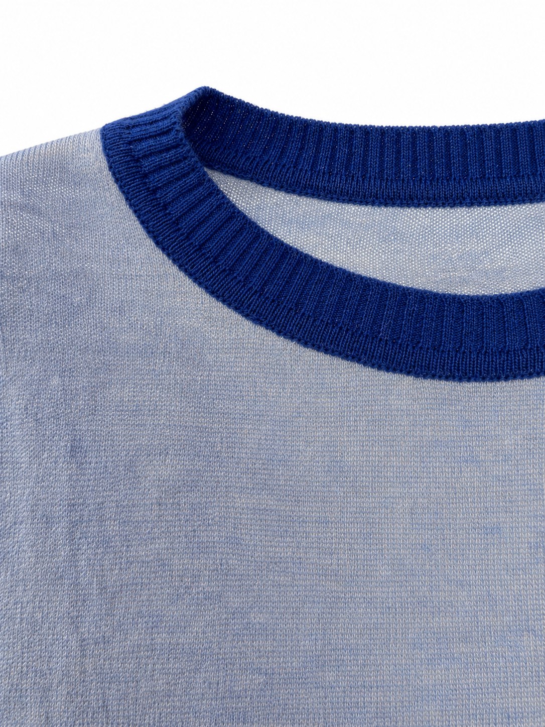 Maglione Snoopy Golf celeste/blu — dettaglio del filato